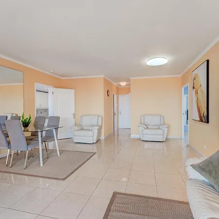 Ferienhaus с бассейном и видом на океан в Callao Salvaje. Callao Salvaje